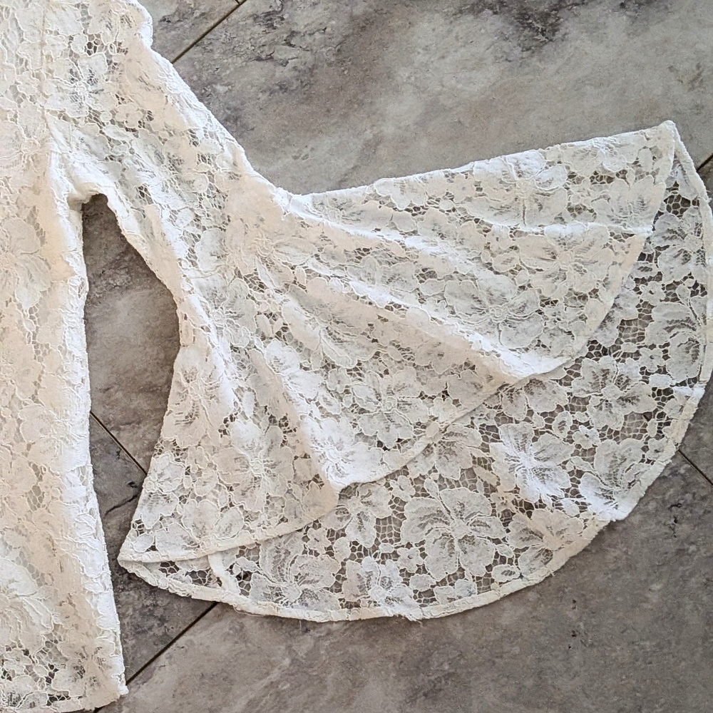 Wayf Ivory Lace Bell Sleeve Blouse - Picture 10 of 10